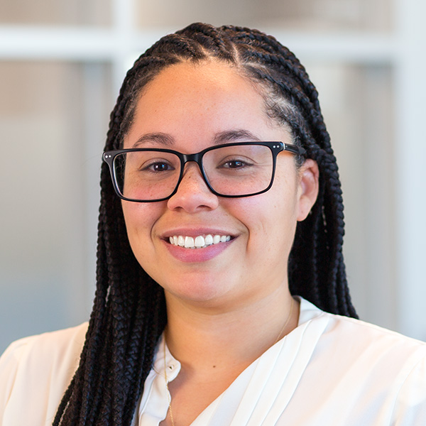 Dana Stewart, Cash Management Relationship Officer